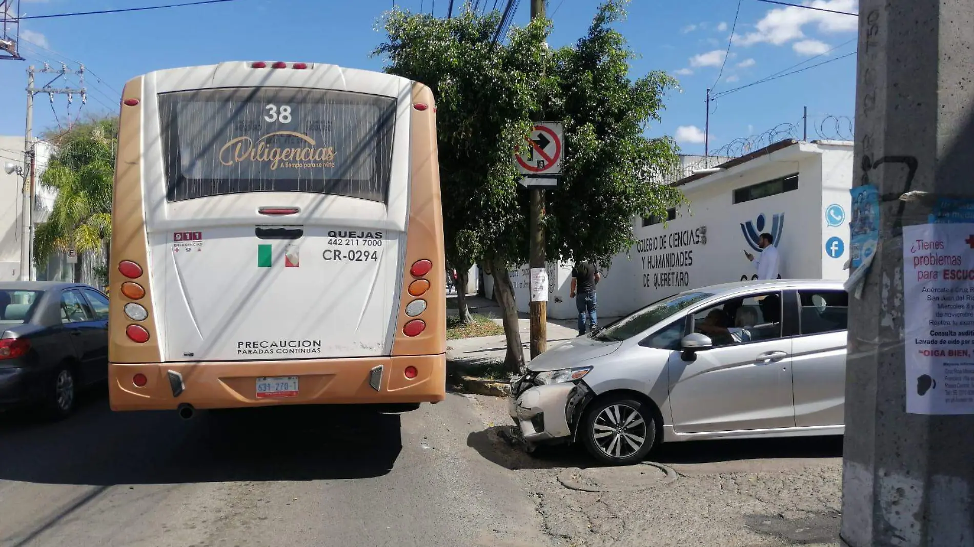 SJR POLI EL CARRO ESTRELLO